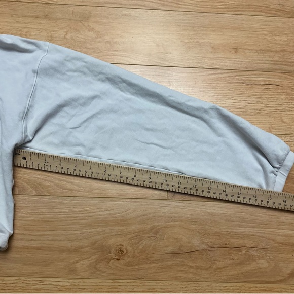 Aritzia Group Babaton Weekender Cropped Hoodie - Picture 12 of 12